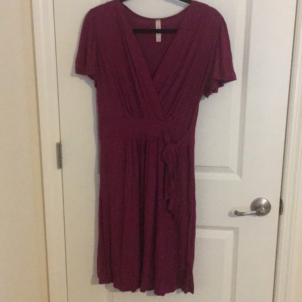 Gilli short-sleeve faux wrap dress size Large
